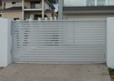 Aluminium Privacy Screens Brisbane Sunshine Coast manufacturing aluminium fence